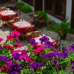 فندق Hani I Pazarit Boutique 4*