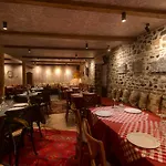 فندق Hani I Pazarit Boutique 4*
