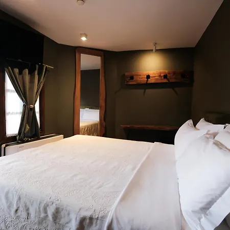 Hani I Pazarit Boutique Hotel Korce