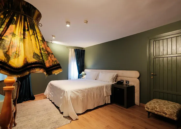 Hani I Pazarit Boutique